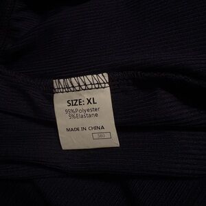Black XL Polyester Blend Garment